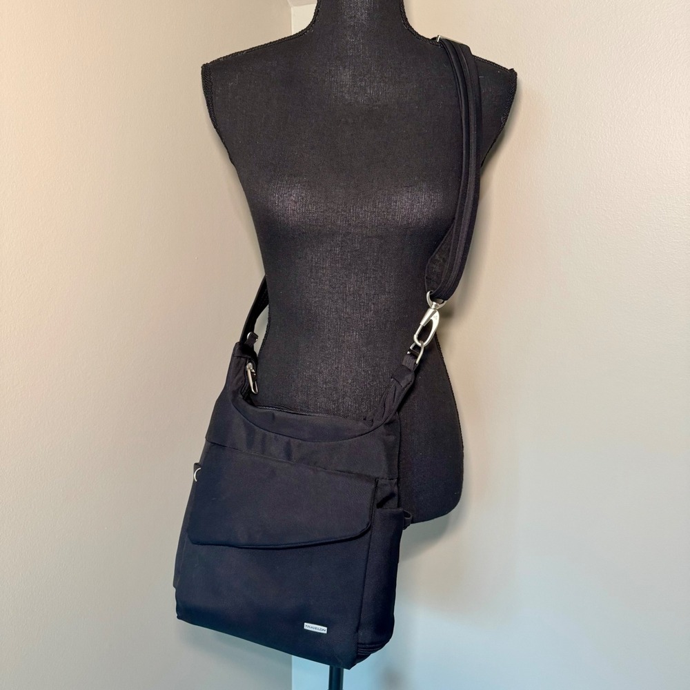 Travelon Anti-Theft Crossbody Bag Black RFID Blocking Travel Messenger Bag